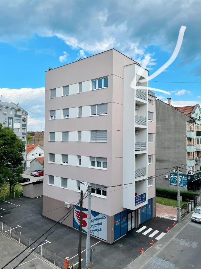 DeLuxe apartman President Brčko Exterior foto